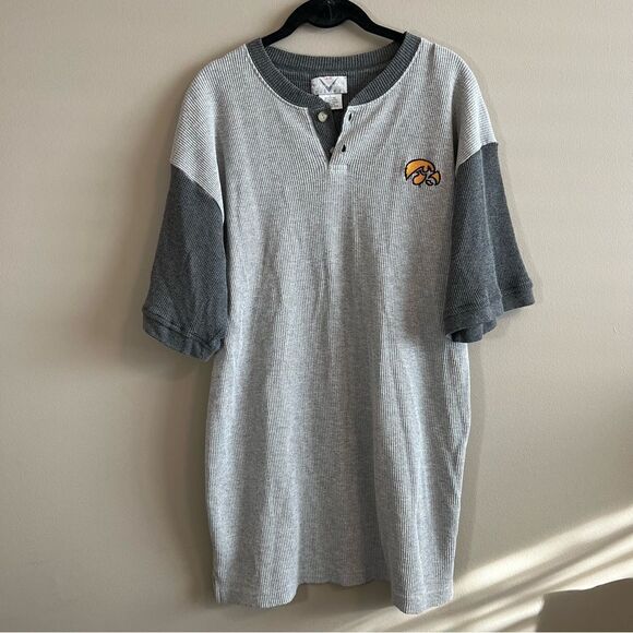 ✨ Vintage Active Gear Iowa Hawkeyes Waffle Quarter Button Shirt Large - Picture 1 of 9